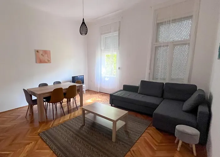 Ambrozia Apartman